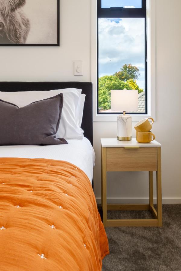 Riccarton 2 Bed 1 Bath W/Garage Apartment Christchurch Bagian luar foto