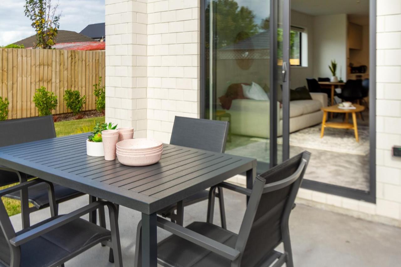 Riccarton 2 Bed 1 Bath W/Garage Apartment Christchurch Bagian luar foto