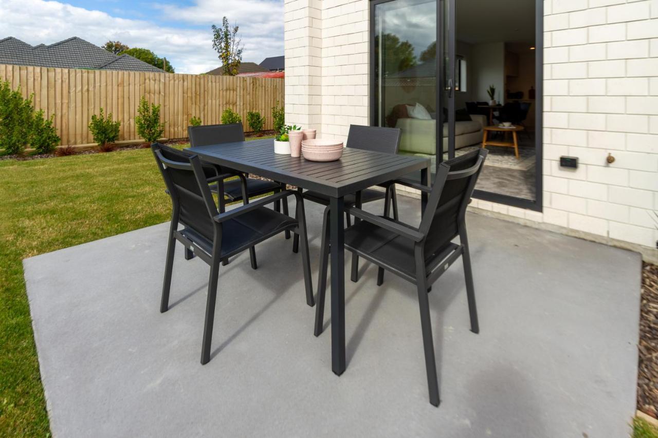 Riccarton 2 Bed 1 Bath W/Garage Apartment Christchurch Bagian luar foto