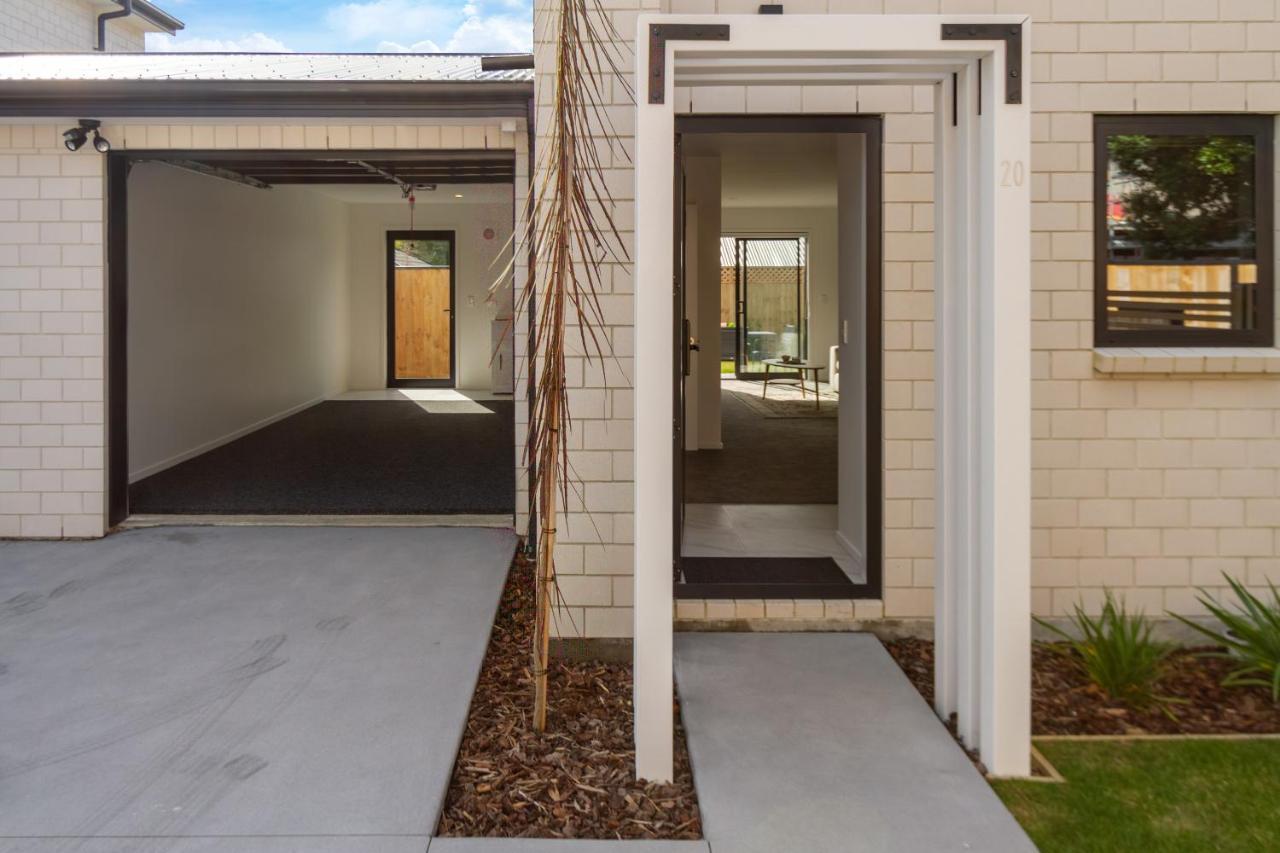Riccarton 2 Bed 1 Bath W/Garage Apartment Christchurch Bagian luar foto